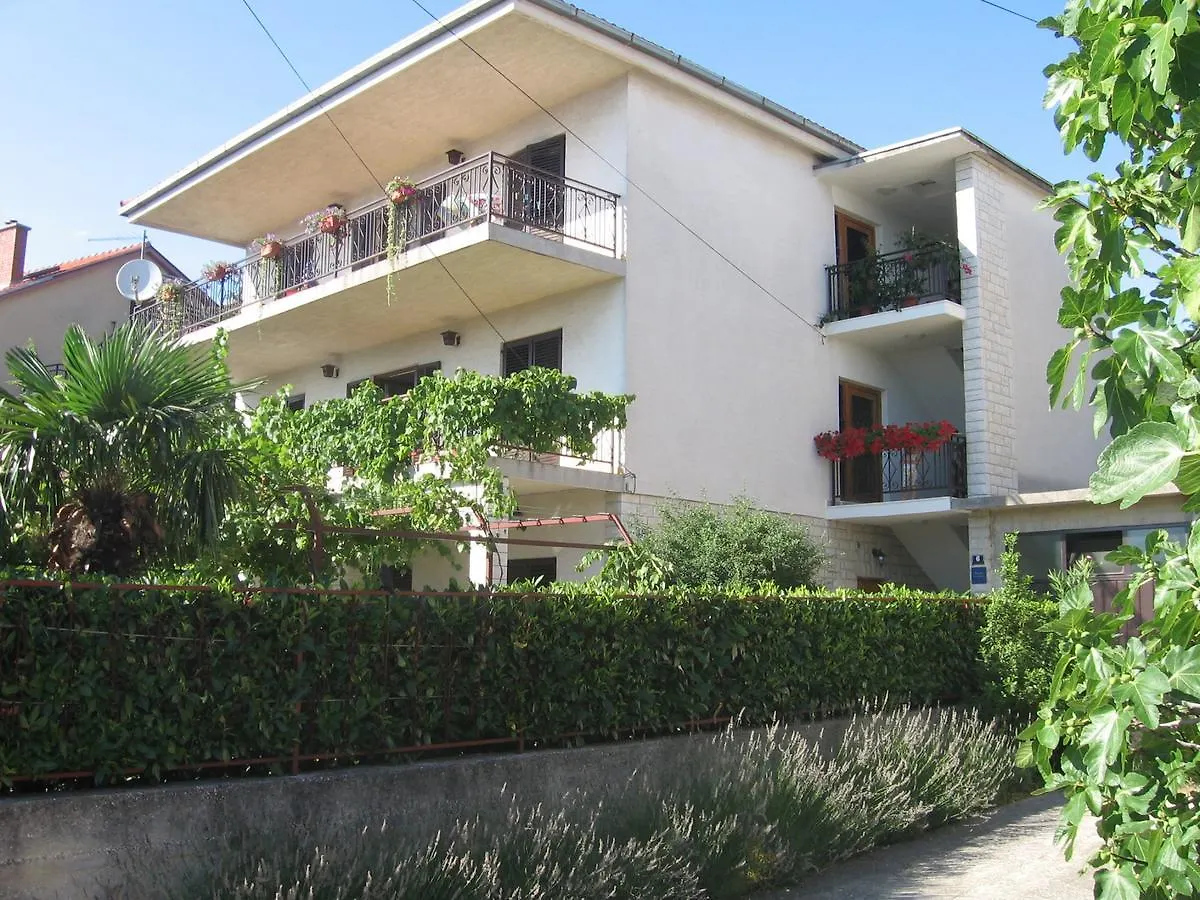 Vucko 2 Pax Studio Crikvenica Appartement